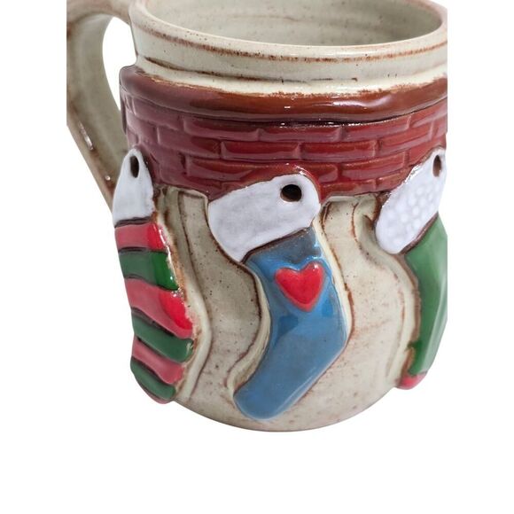 Mudworks USA Hand Made Pottery Mug Christmas Applied Stockings On Fireplace - Picture 6 of 11